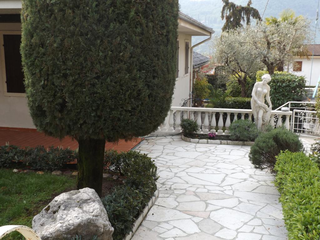 Casa Beretta Apartment Garda  Bagian luar foto